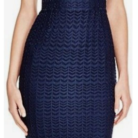 AQUA Chevron Knit Bodycon Dress - Picture 3 of 4